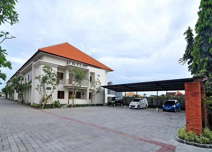 Taman Ayu Town House Apartahotel Legian