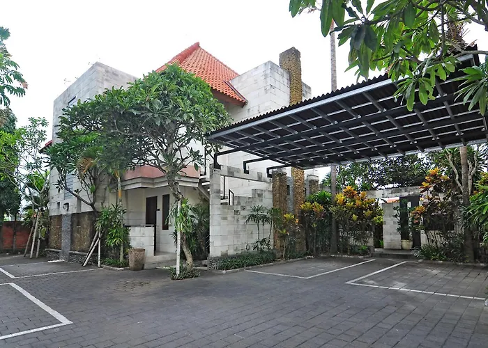 Taman Ayu Town House 3* Legian
